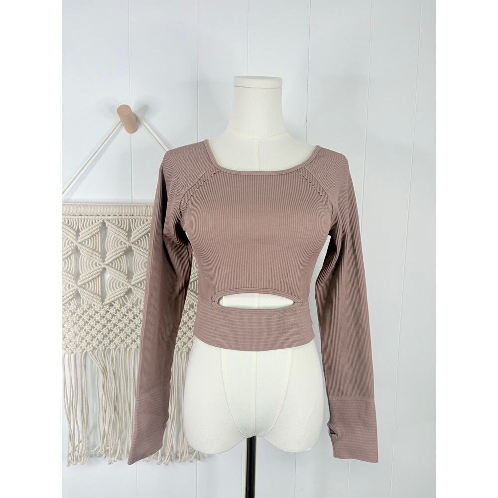 ‼️3/$30‼️ Seamless Ribbed Cut Out Long Sleeve Crop Top Small Hazelnut Mocha